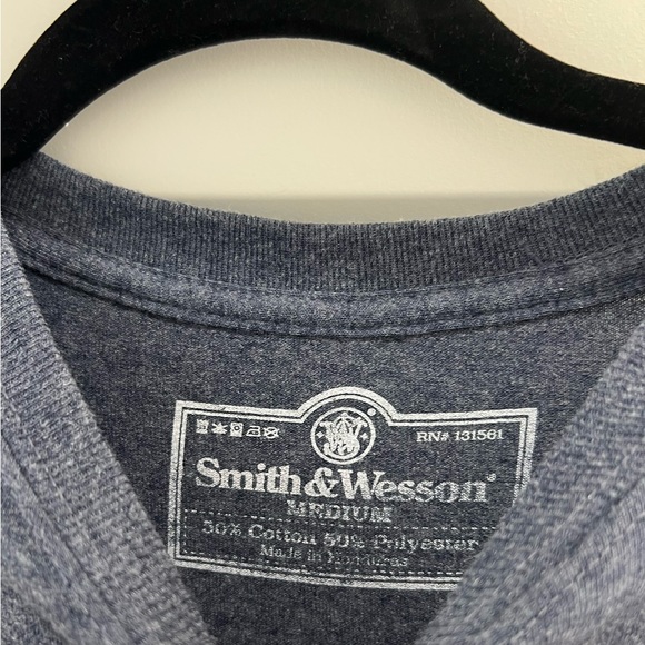 Smith & Wesson T-shirt - Picture 4 of 4